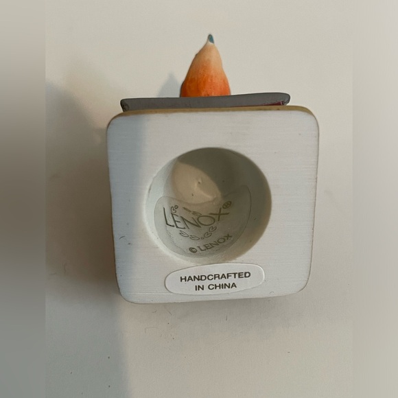 Lenox Garden Birdhouse Miniatures Nuthatch On Birdhouse Thimble Barnwood - Picture 3 of 5